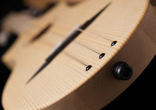 Load image into Gallery viewer, Seagull 040780 M4 Spruce Merlin Dulcimer Left Handed MADE In CANADA Discounted