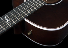 Load image into Gallery viewer, Seagull 047178 / 050581 Artist Peppino Signature Cutaway Acoustic Electric Guitar Bourbon Burst w/Anthem Pickup & Comes with Carrying Bag - MADE In CANADA