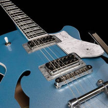 Load image into Gallery viewer, Godin 050413 / 051595 6-String RH Montreal Premiere LTD Hollowbody Electric Guitar - Imperial Blue MADE In CANADA