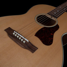 Load image into Gallery viewer, Art & Lutherie 050864 Roadhouse Acoustic Parlor Electric Guitar Natural EQ-(7463763902719)