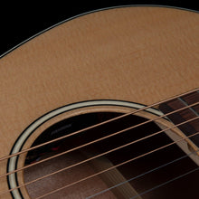 Load image into Gallery viewer, Art & Lutherie 050864 Roadhouse Acoustic Parlor Electric Guitar Natural EQ-(7463763902719)