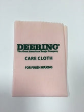 Charger l'image dans la galerie, Deering® Instrument Care Cloths-(6949907792066)