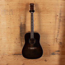 Load image into Gallery viewer, Art &amp; Lutherie 045600 Americana Dreadnought Acoustic Guitar - Bourbon Burst - B Stock - MADE In CANADA

