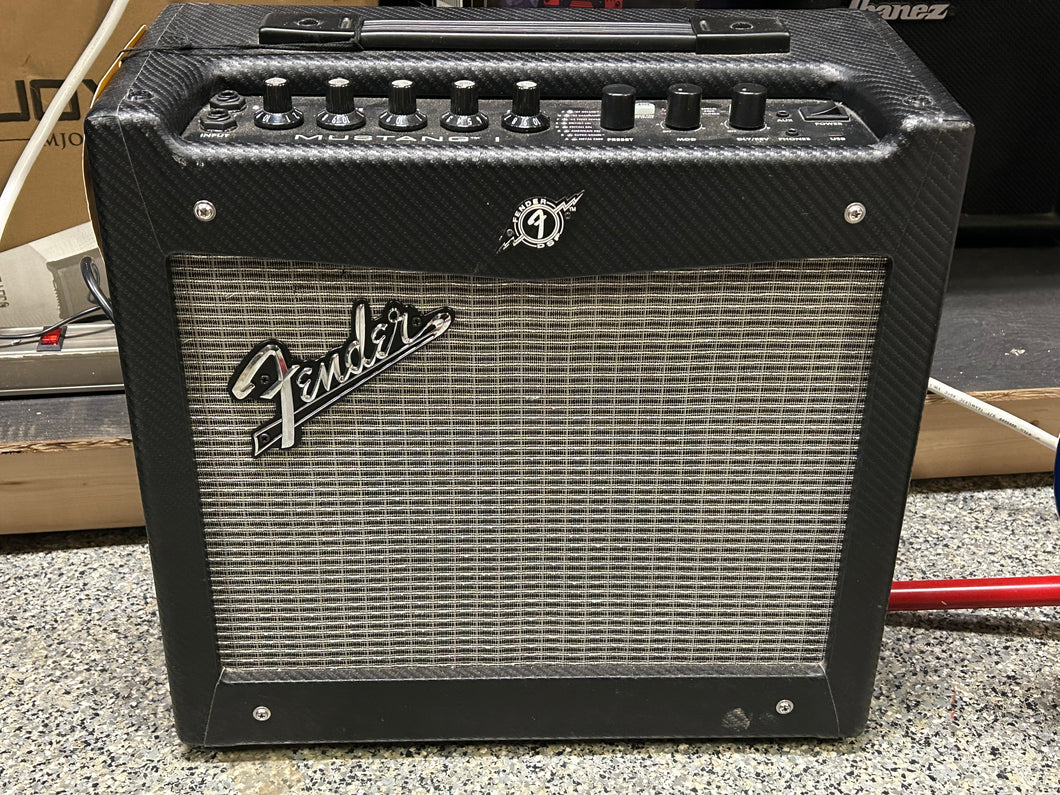 Fender Mustang I Guitar Amplifier - PRE OWNED