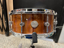 Load image into Gallery viewer, Doc Sweeney Drums Madrone Snare Drum 14”-(8351550439679)
