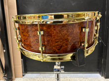 Charger l&#39;image dans la galerie, Doc Sweeney Drums Commotion Snare Drum 14”-(8351549063423)
