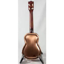 Charger l&#39;image dans la galerie, Recording King RU-998-M Metal Body Ukulele includes Featherweight Case - PRE OWNED

