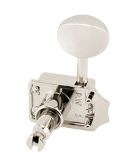 Load image into Gallery viewer, Fender ClassicGear™ Staggered Tuning Machines - Chrome
