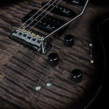 Charger l&#39;image dans la galerie, Godin 025503 xtSA - Synth Access - 3 Voice Trans Black Flame - Guitare électrique fabriquée au Canada
