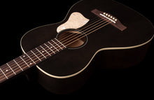 Charger l&#39;image dans la galerie, Art &amp; Lutherie 042418 Roadhouse Faded Black A/E Parlor Acoustic Guitar MADE In CANADA-(6536632729794)
