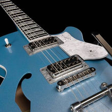 Load image into Gallery viewer, Godin 050413/051595 6-String RH Montreal Premiere LTD Hollowbody Electric Guitar - Imperial Blue MADE In CANADA
