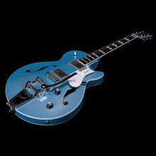 Load image into Gallery viewer, Godin 050413 / 051595 6-String RH Montreal Premiere LTD Hollowbody Electric Guitar - Imperial Blue MADE In CANADA
