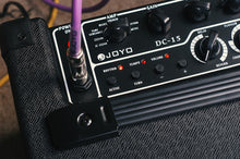 Charger l&#39;image dans la galerie, Joyo DC-15 Amplificateur de guitare électrique numérique 15 watts avec retard, réverbération, effets et batterie à 36 motifs
