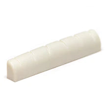 White GIBSON STYLE TUSQ SLOTTED ACOUSTIC NUT 44MM PQ-6400-00