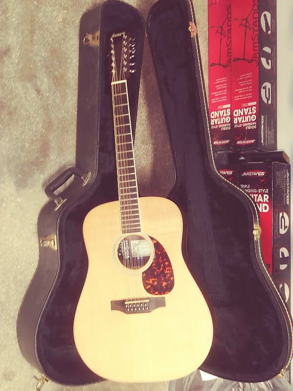 Larrivee D-03-12R 12 String Acoustic Electric Guitar Natural with Larrivee Harshell Case Pre Owned