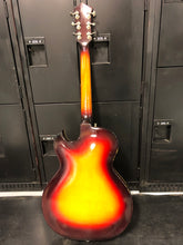 Charger l&#39;image dans la galerie, Guild T-100-D Made In USA Semi Acoustic Hollow Body Guitar 1967 - 1973 - Pre Owned
